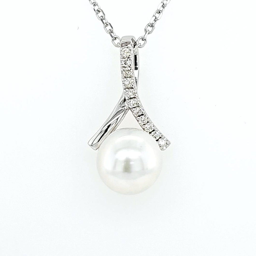 14k White Gold Diamond & South Sea Pearl Pendant (I8178)
