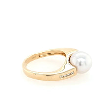 Load image into Gallery viewer, 14k Yellow Gold South Sea Pearl &amp; Diamond Wave Ring (I8177)
