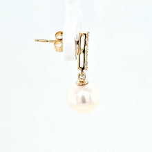 Load image into Gallery viewer, 14k Yellow Gold Freshwater Pearl &amp; Diamond Drop Earrings (I8167)
