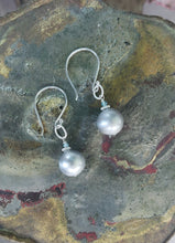 Load image into Gallery viewer, AVF Silver Tahitian Pearl Drop Earrings (SI3740)
