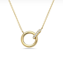 Load image into Gallery viewer, 14k Gold Circle Necklace with Diamond Link
