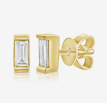 Load image into Gallery viewer, 14k Gold Baguette Diamond Stud Earrings
