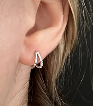 Load image into Gallery viewer, 14k Gold Diamond Split Hoop Curved Huggie Earrings
