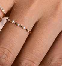 Load image into Gallery viewer, 14k Yellow Gold Floating Diamond Ring
