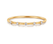 Load image into Gallery viewer, 14k Yellow Gold Floating Diamond Ring
