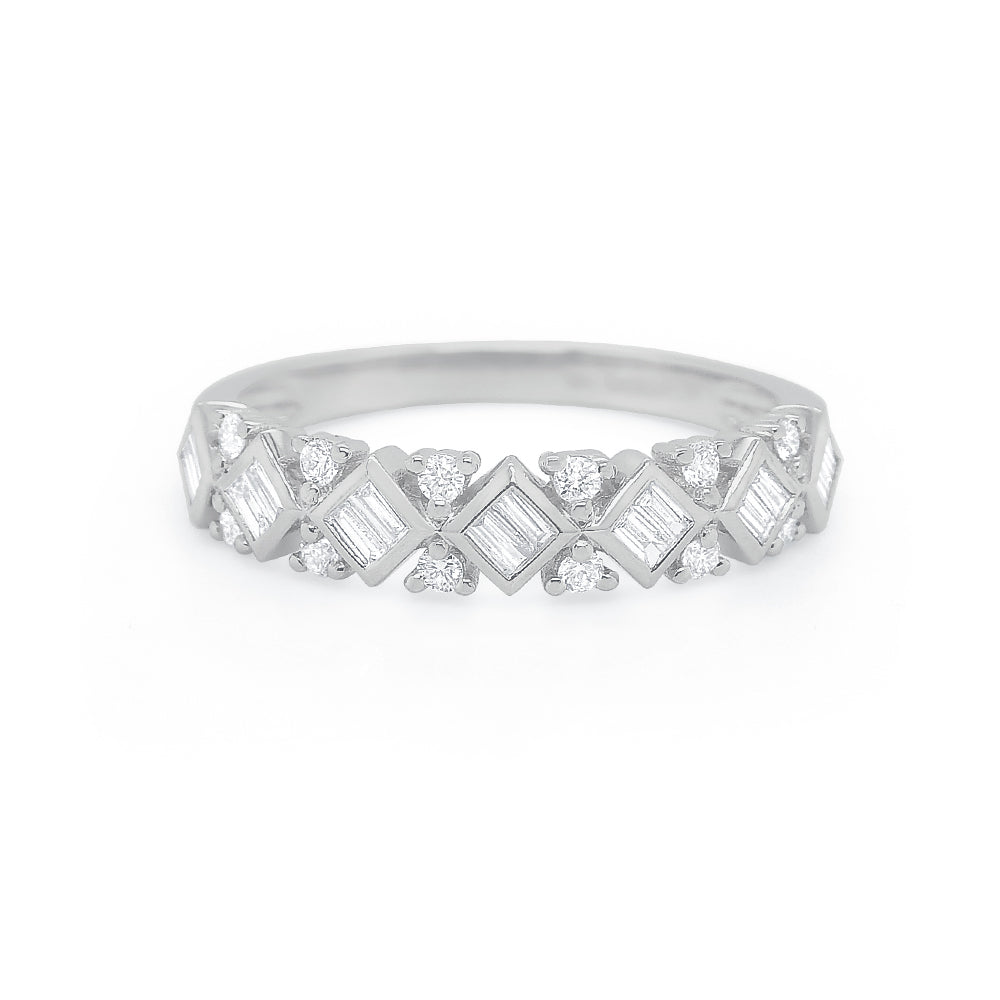 14k White Gold Diamond Baguette & Round Ring (I8283)