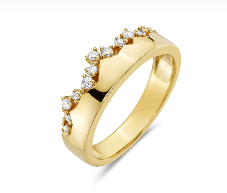 14k Gold Scattered Diamond Edge Ring