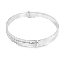 Load image into Gallery viewer, 14k White Gold High Polish Pave Diamond Row Bangle Bracelet (I8490)
