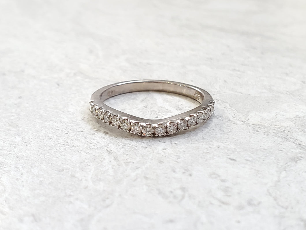 14k White Gold Curved Diamond Band (I9793)
