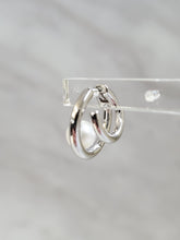 Load image into Gallery viewer, 14k White Gold Double Hoop Floating Pearl Earrings (I9822)
