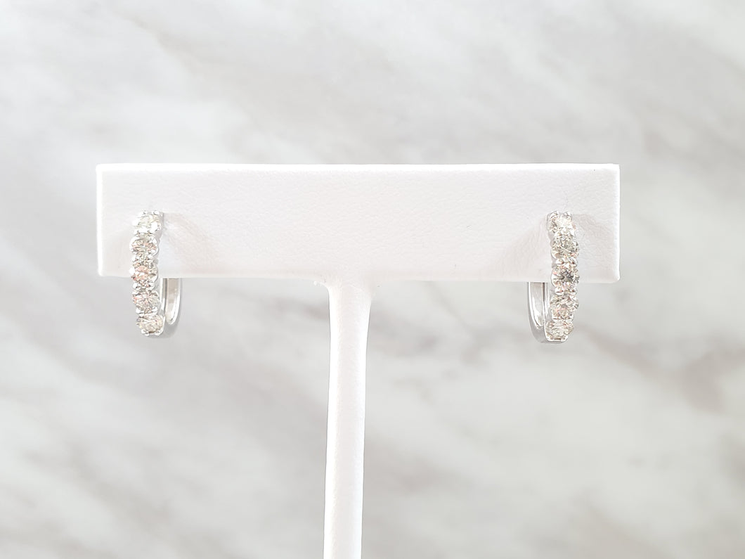 14k White Gold Diamond Hoop Earrings (I9667)