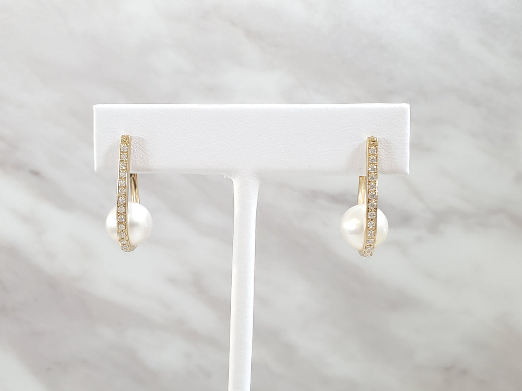 14k Yellow Gold Floating South Sea Pearl U-Shaped Diamond Hoop Earrings (I9731)