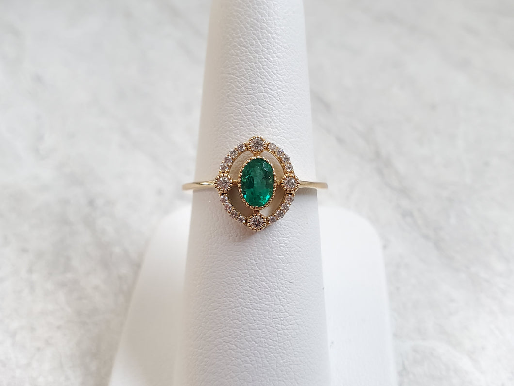 14k Yellow Gold Oval Emerald Negative Space Diamond Halo Ring (I9809)