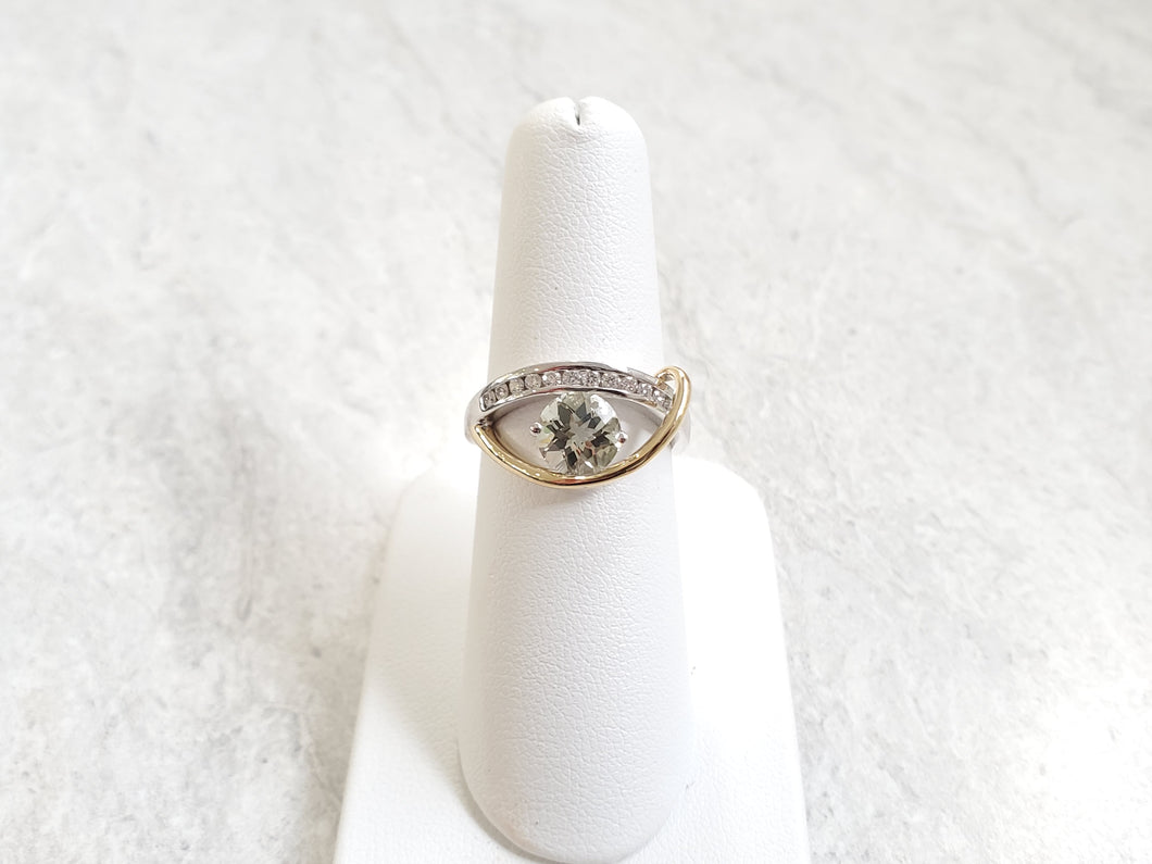 14k White Gold Green Amenthyst & Diamond Crossover Ring (I9738)