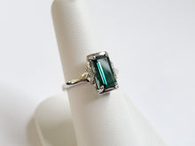 Load image into Gallery viewer, 14k White Gold Vertically Set Rectangle Green Tourmaline &amp; Diamond Accent Ring (I9833)
