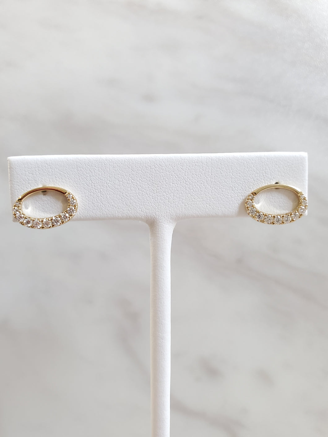 14k Yellow Gold Diamond Edged Oval Stud Earrings (I9856)
