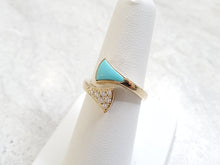 Load image into Gallery viewer, 14k Yellow Gold Turquoise &amp; Pave Diamond Wraparound Ring (I9742)
