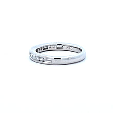 Load image into Gallery viewer, 14k White Gold Alternating Baguette &amp; Round Diamond Band (I2816)
