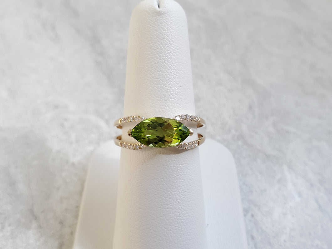 14k Yellow Gold Marquise Peridot & Diamond Split Band Ring (I9733)