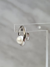 Load image into Gallery viewer, 14k White Gold Double Hoop Floating Pearl Earrings (I9822)
