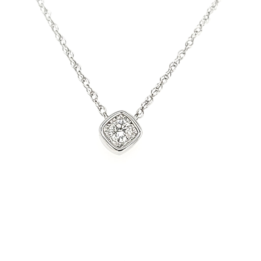 14k White Gold Diamond Solitaire Necklace (I7285)