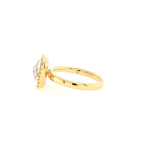 Load image into Gallery viewer, Yellow Gold Mother of Pearl &amp; Diamond Ring (I6580)
