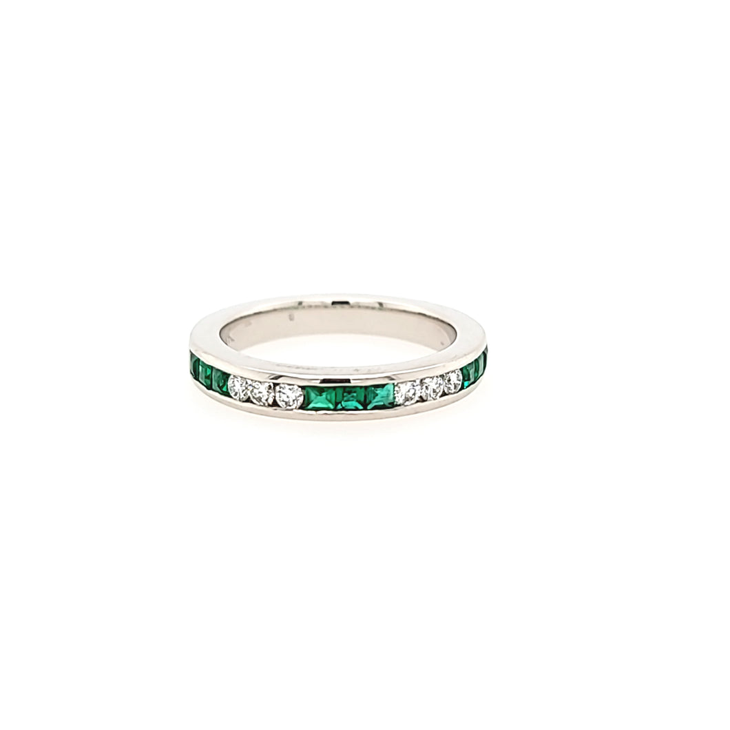 14k White Gold Emerald & Diamond Ring (I6923)