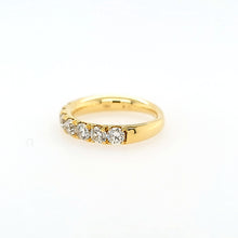 Load image into Gallery viewer, 18k Yellow Gold Diamond Band (I7458)
