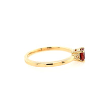 Load image into Gallery viewer, 14k Yellow Gold Garnet Ring (I7034)
