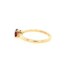 Load image into Gallery viewer, 14k Yellow Gold Garnet Ring (I7034)
